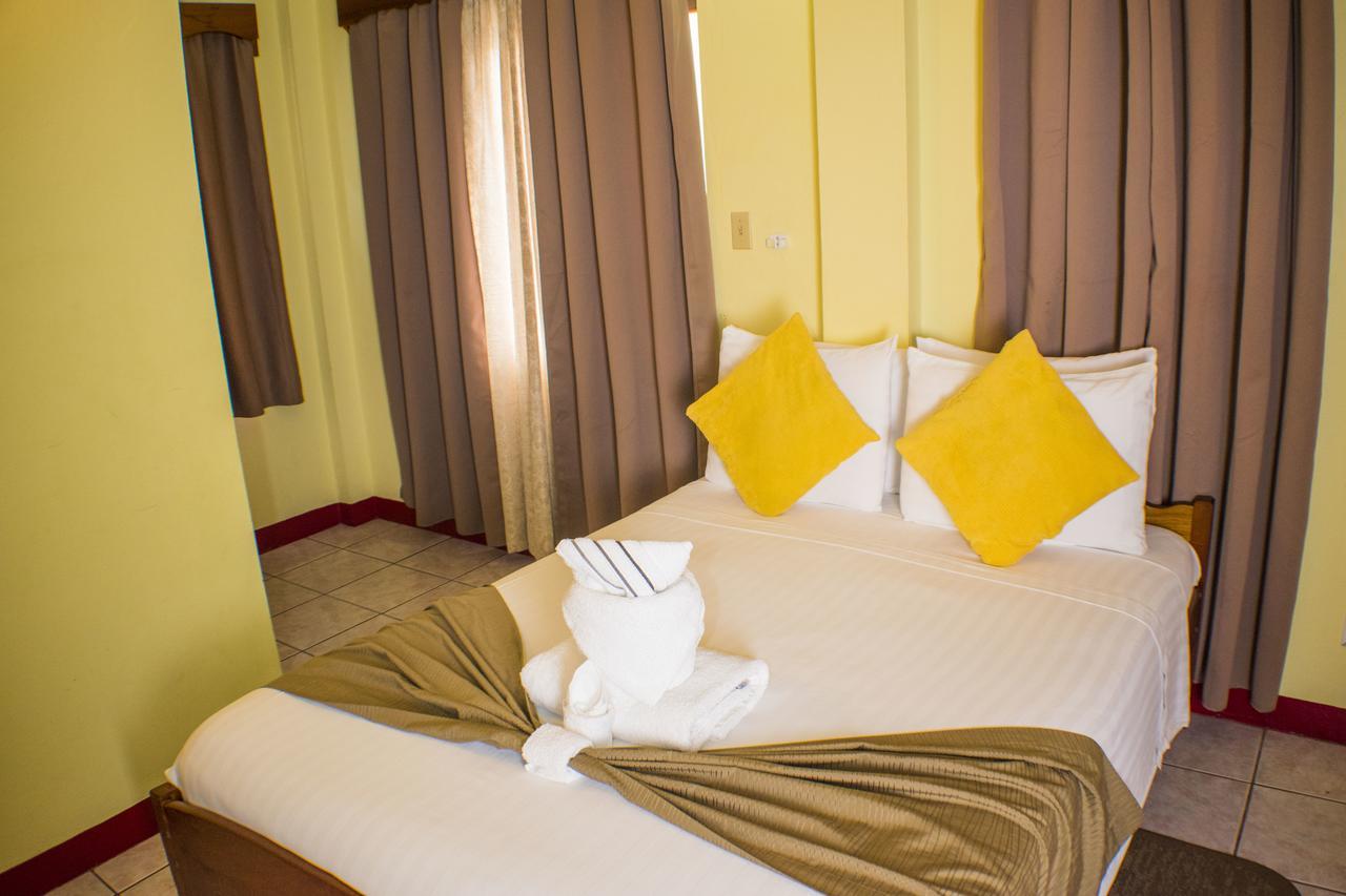 Belcove Hotel & Guesthouse Cidade de Belize Exterior foto